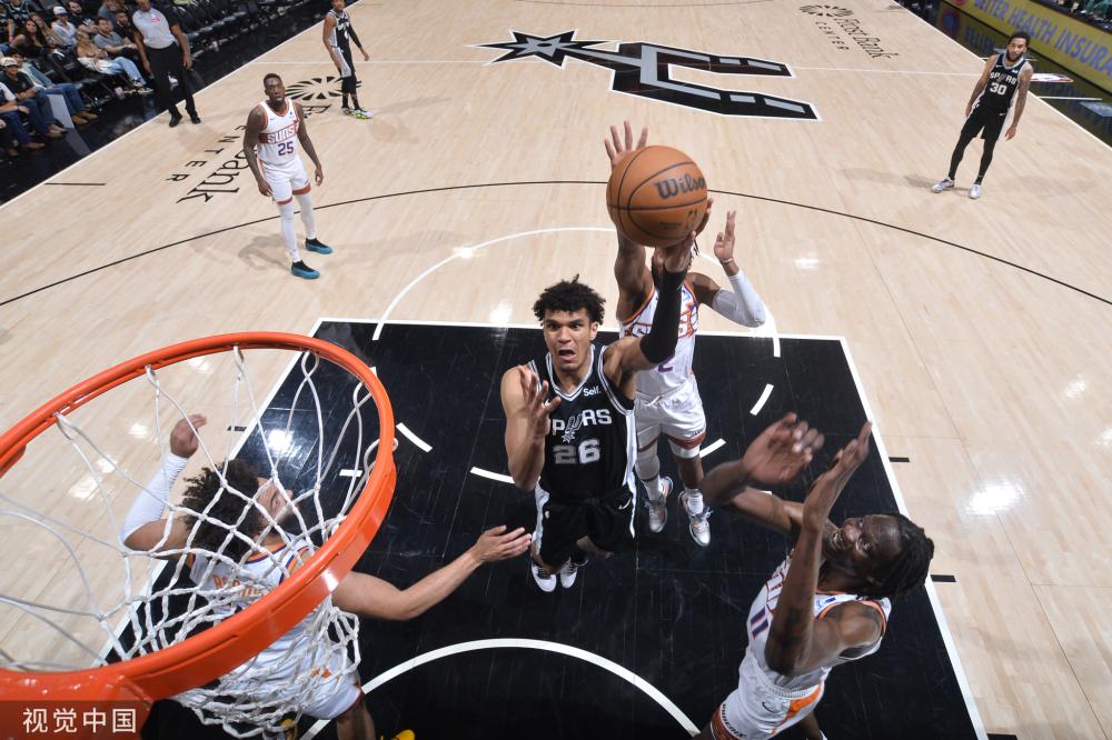 场联赛中 场联赛中